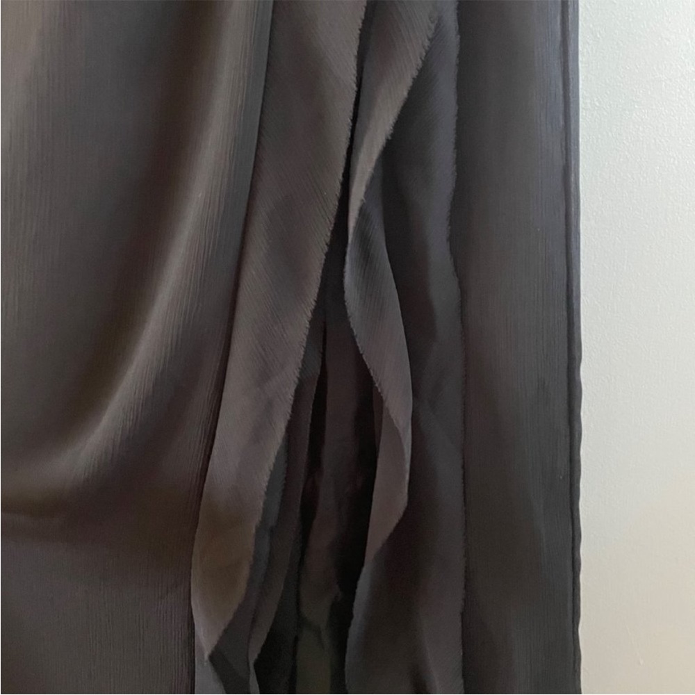 WHITE by VERA WANG Black One Shoulder Ruffle Slit Maxi Formal Bridesmaid dress. - Picture 8 of 9